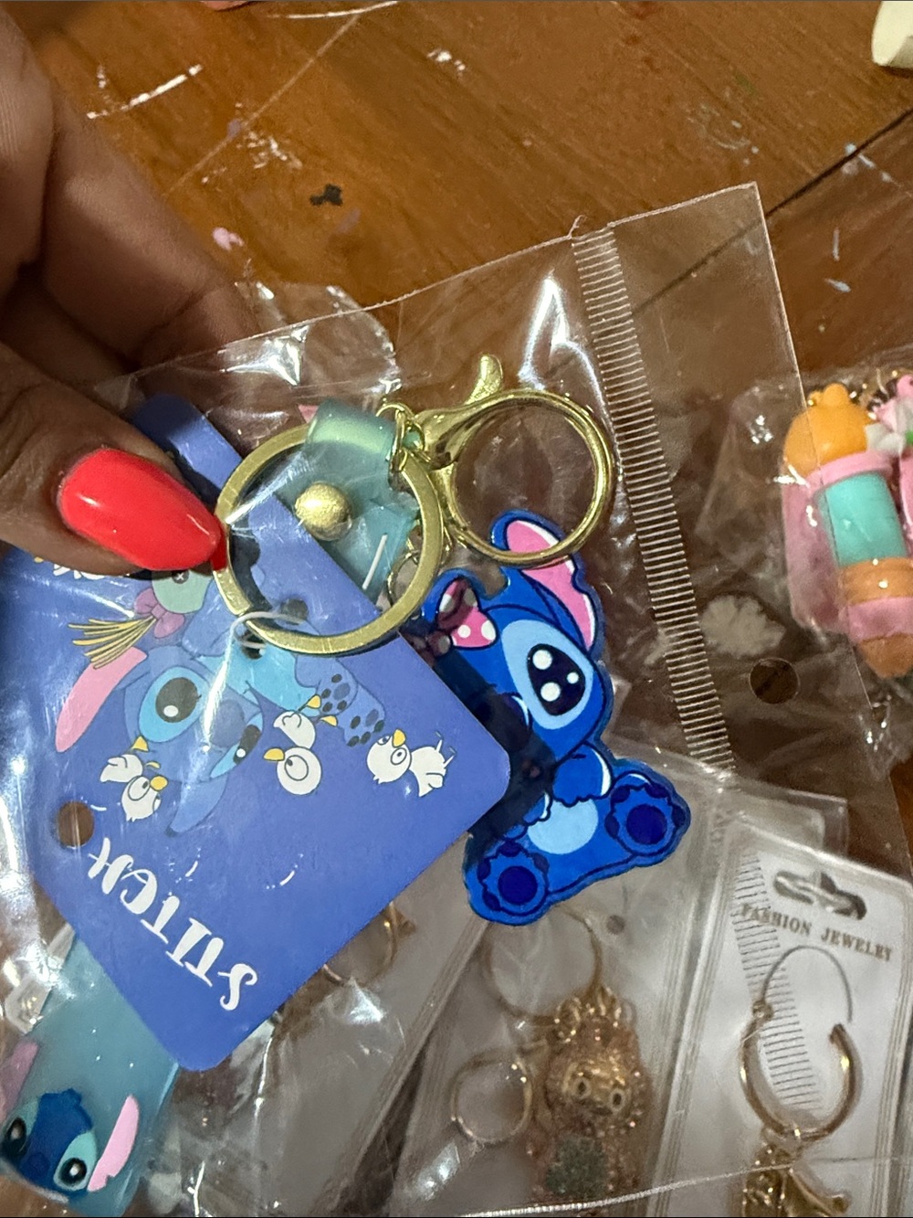 Keychain bundle- Gold & Multicolor - Picture 6 of 8